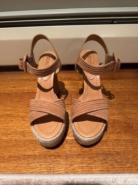 SCHUTZ Tan Suede Espadrille Wedge Sandals